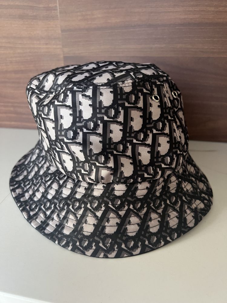 Christian Dior kapelusz
