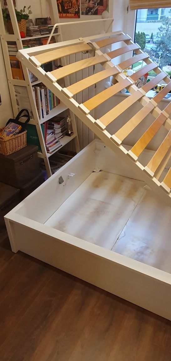 Łóżko IKEA Malm 140x200