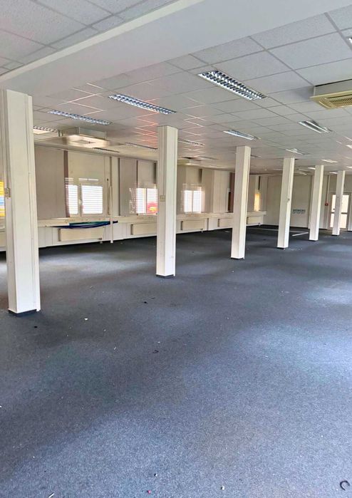 Duży kompleks kontenerowy na magazyn - obiekt modułowy 1500 m²