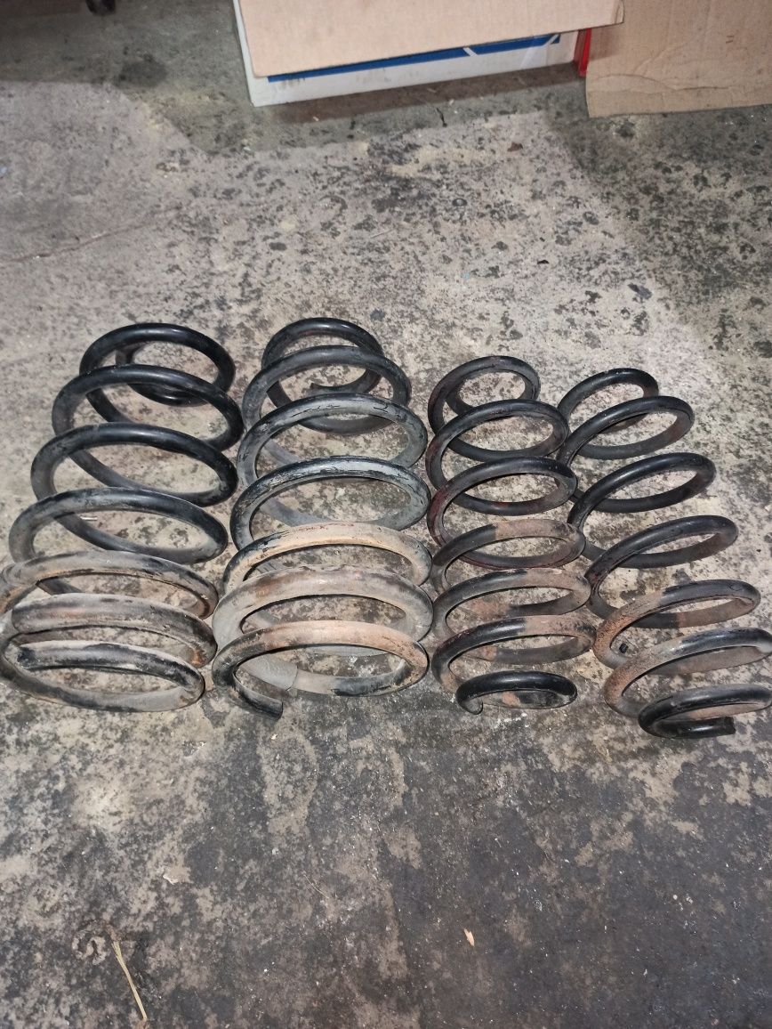 Molas de Suspensão Audi A3 2001