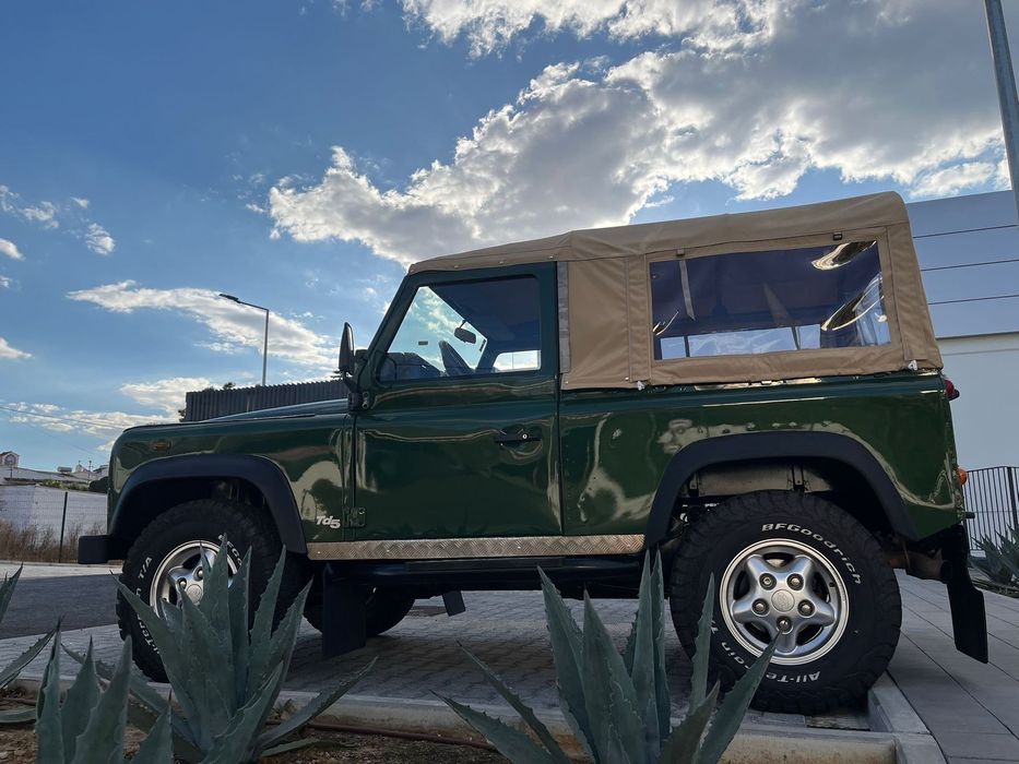 Land Rover Defender 90 2.5 Td5 Soft Top