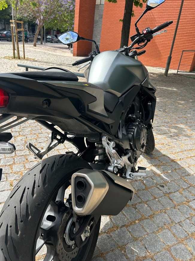 Honda CB 750 Hornet 35kw (Full Power) 2024 NOVA com QuickShift