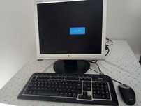 Ecrã de computadores + teclado + rato