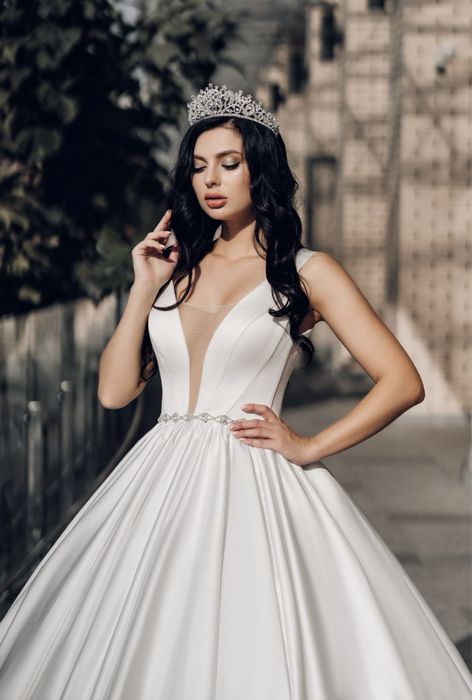 Весільна сукня нова