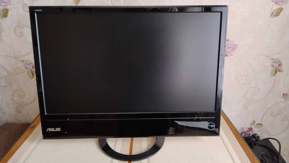 БУ Комп'ютерні комплектуючі та запчастини