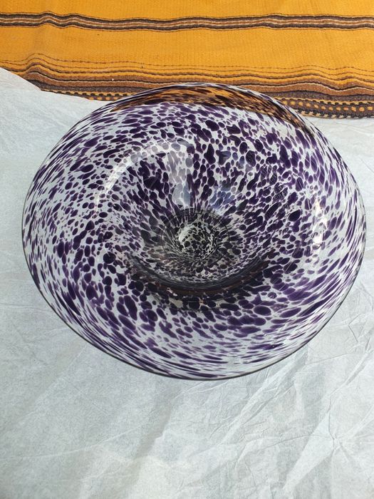 Patera, szkło szwedzkie.