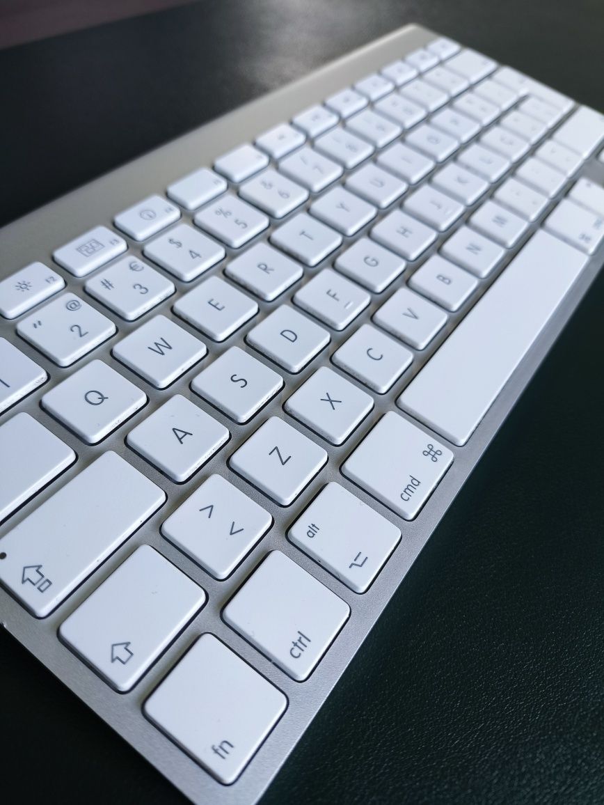 Teclado apple Bluetooth com AA