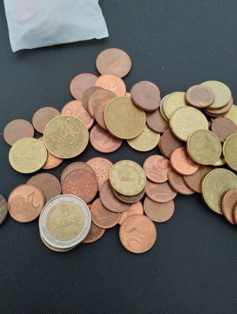 Moedas circuladas vários países 1 centimo a 2 euros