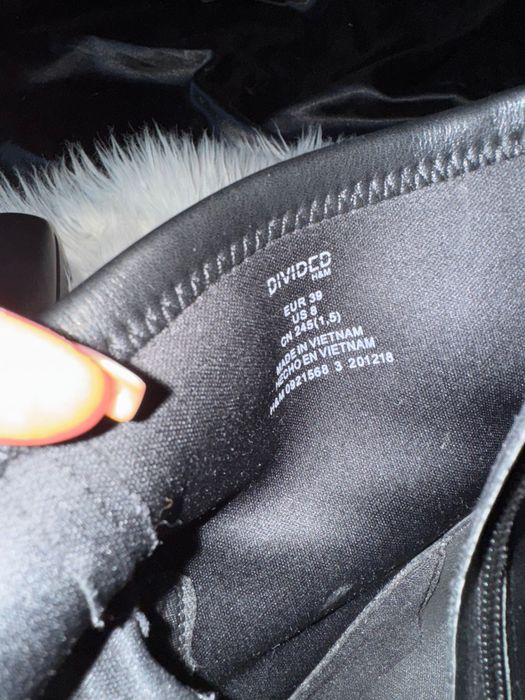 Жіночі стильні ботильйони