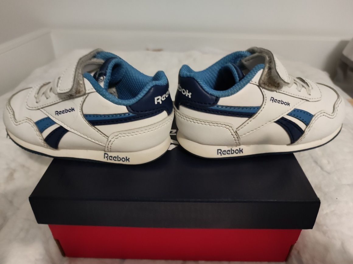 Tênis Reebok T21