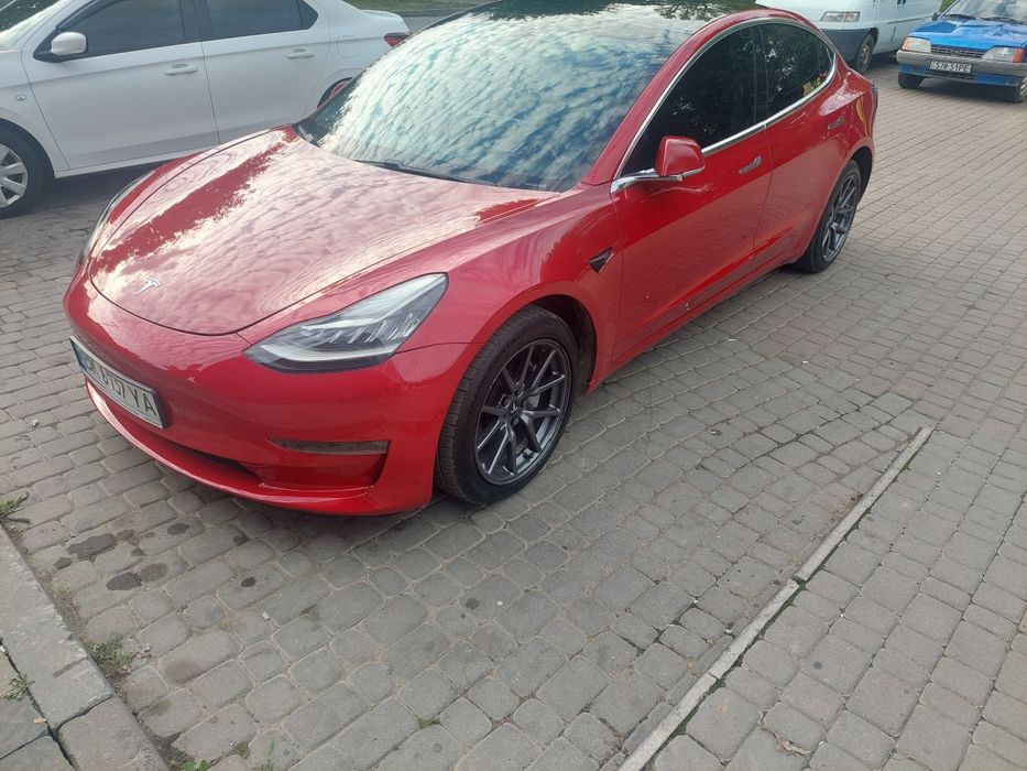 Продам TESLA model3 LR