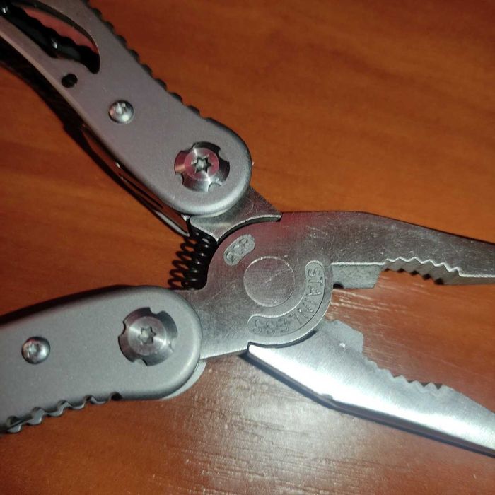 Мультитул Workpro W014061 з поясним чохлом