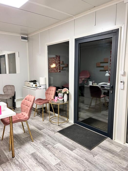 Stanowisko lokal na wynajem pod usługi stylizacji paznokci