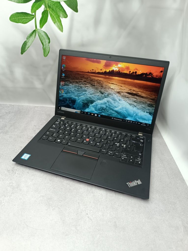 Сенсорний ноутбук Lenovo ThinkPad T470s/i5-6300U/8/256/14" Full HD