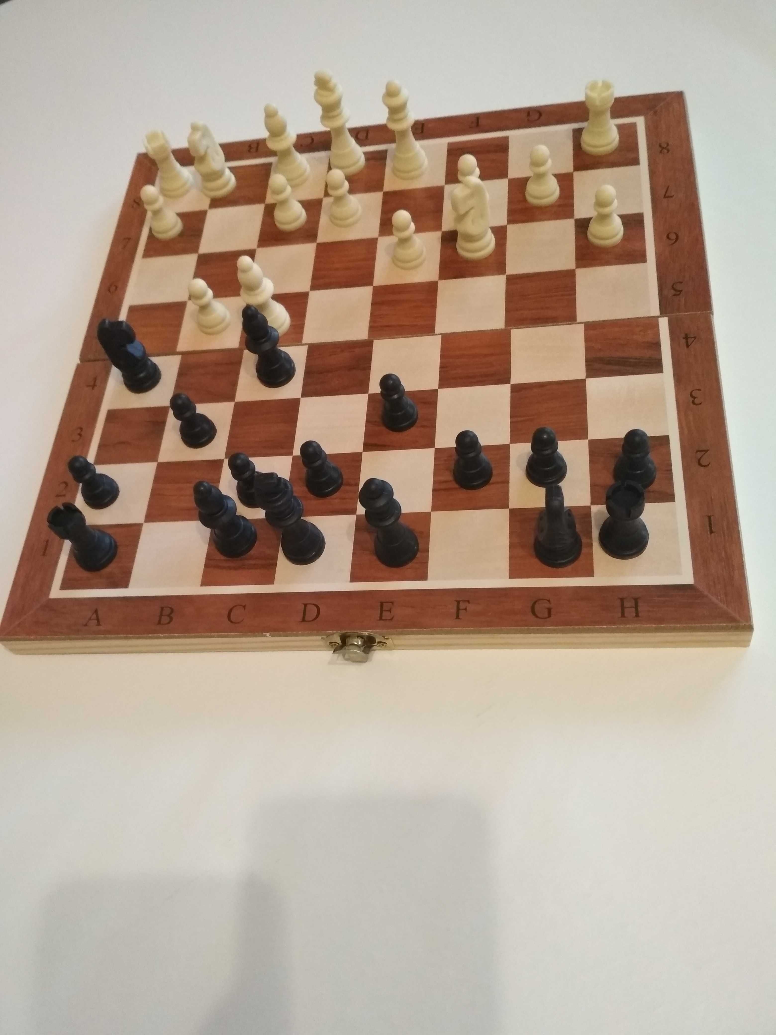 Набір 3-в-1 24х12х3 см: нарди + шахи + шашки з дерева  дошка ігрова