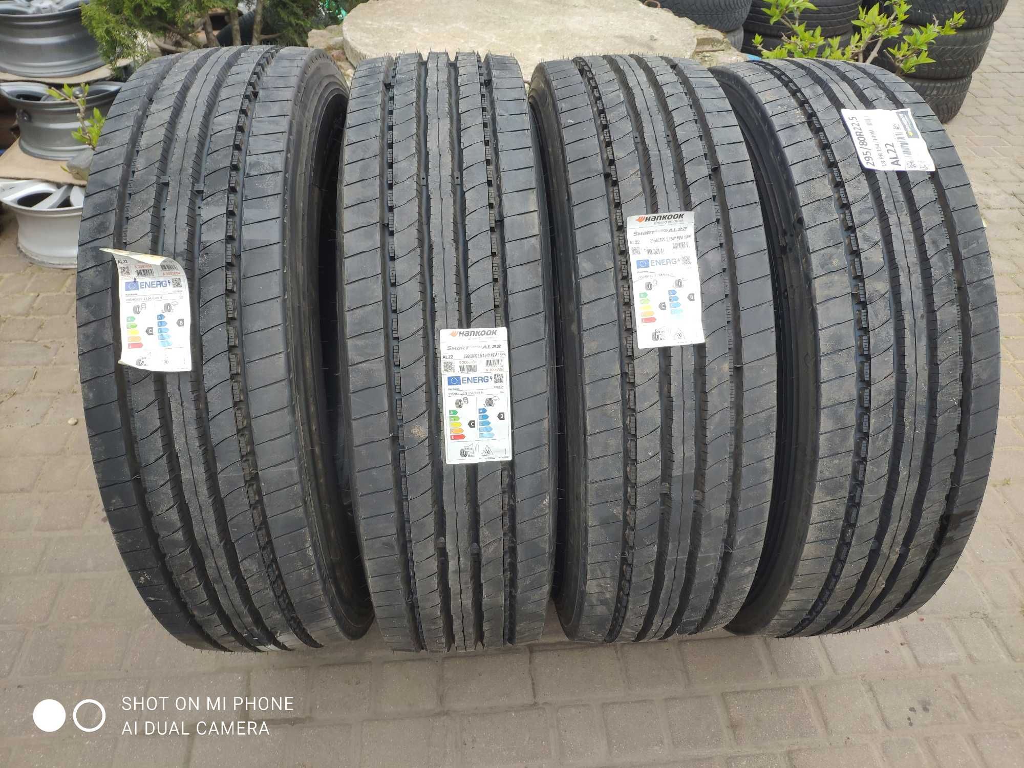 Opony 295/80R22,5 " HANKOOK Smart Touring AL22 komplet 4szt Prowadzące