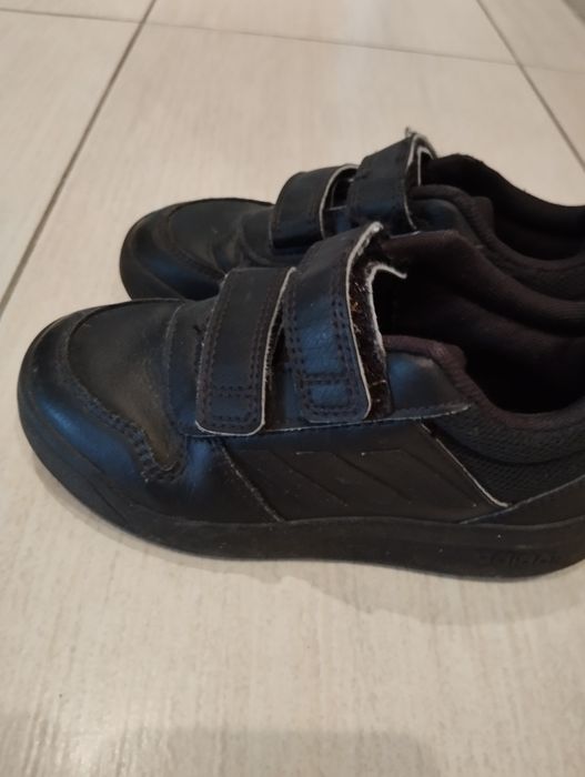 Buty dziecięce marki Adidas