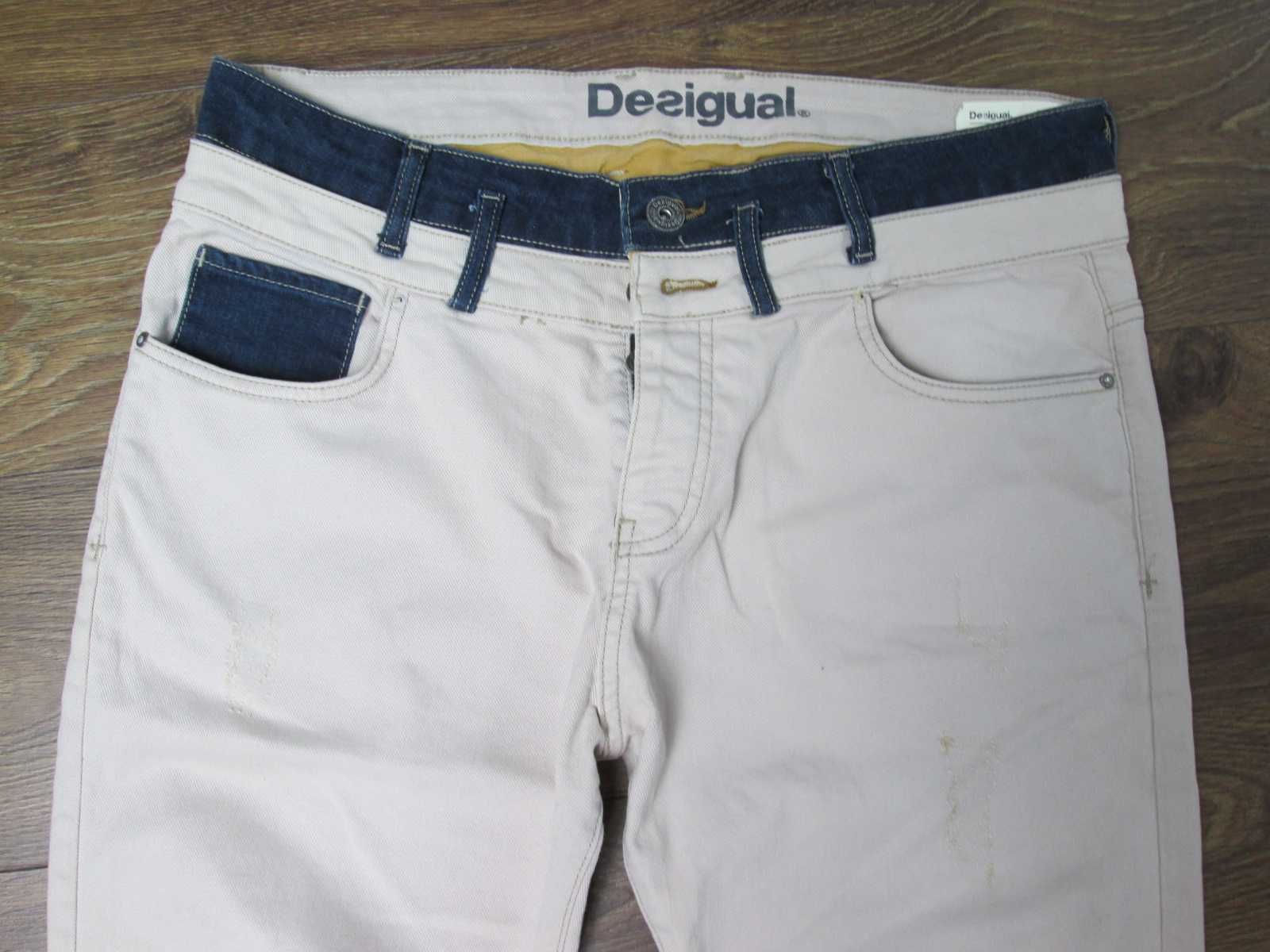 Desigual męskie beżowe spodnie jeansy M L