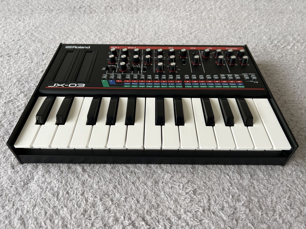 Roland Boutique JX-03 - stan idealny!