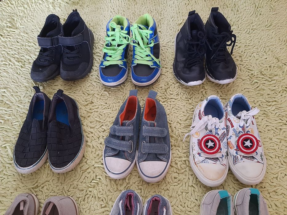 Tenis  número 28