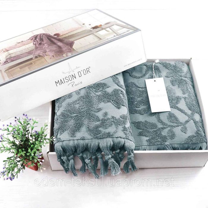 Полотенца Maison D'or Sanda махра жаккард с кисточками