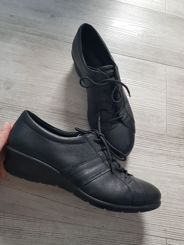 ECCO buty damskie półbuty skórzane sznurowane czarne sznurowane 39