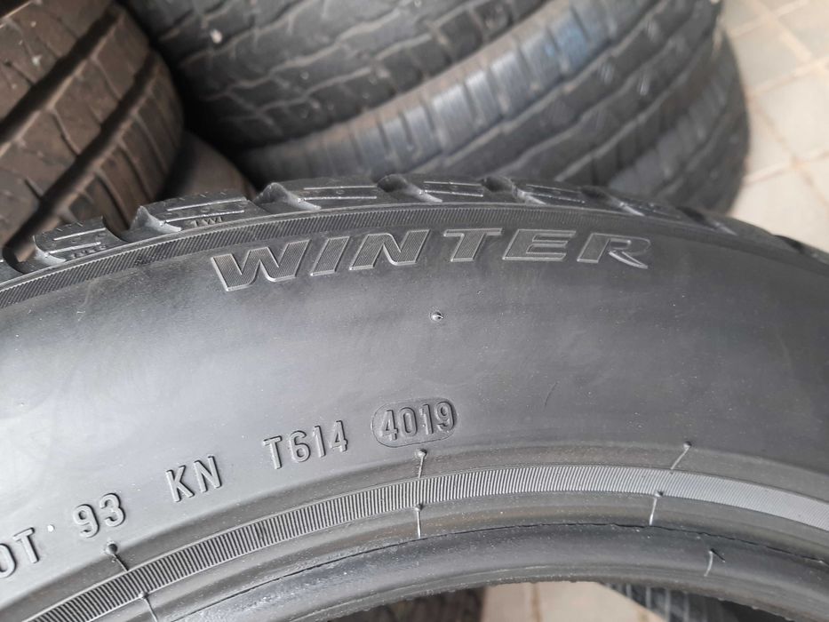 2x Opony zimowe 205/60R17 Pirelli SottoZero 3 / 7mm / 2019r