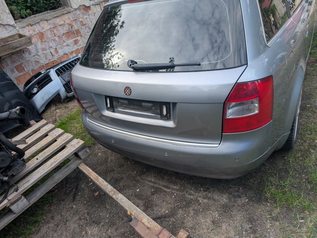 Drzwi ,maska ,błotniki ,zderzak ly7j,audi a4 b6 cała na części