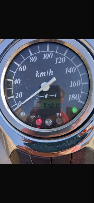 Suzuki intruder 800