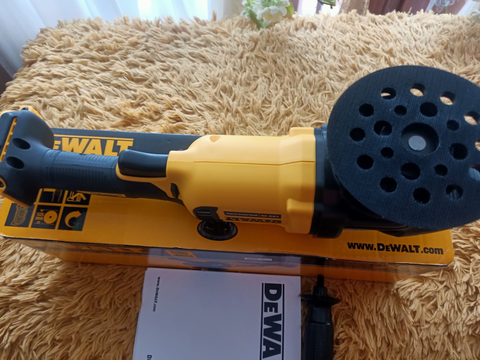 Nowa24rok polerka DeWalt dcm848n