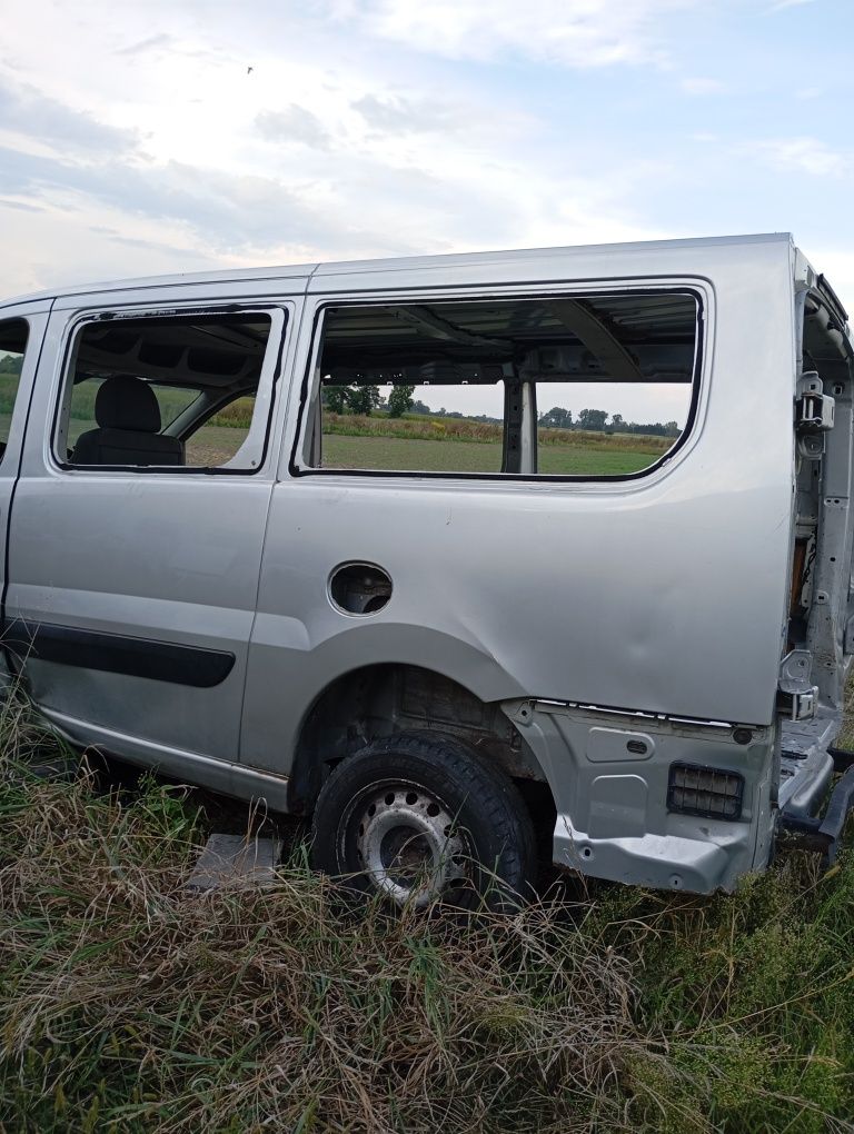 Lewy bok Ćwiartka ściana scudo Expert Jumpy 2007/2016 EZRC