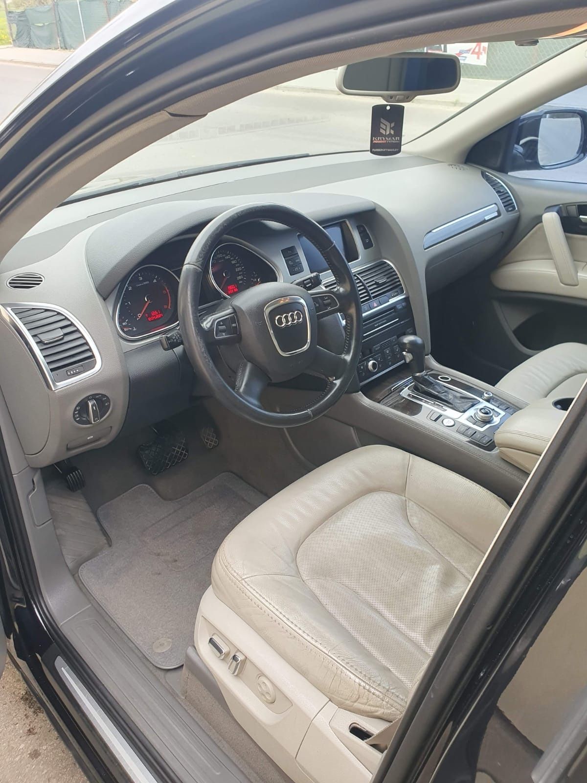 Audi Q7 3.0tdi 7 osobowe rodzinne lub zamiana