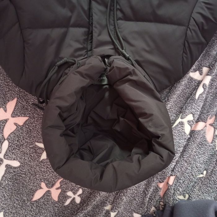 Жіноча зимова куртка