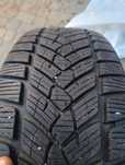 Opony zimowe 235/60R18