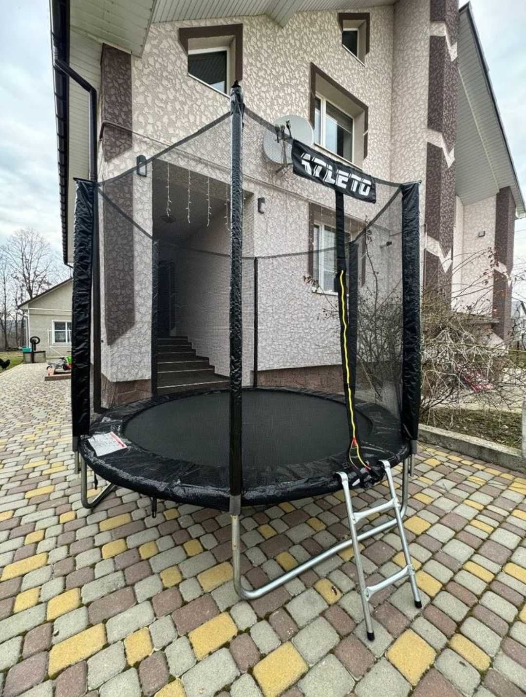 Батут Atleto 312см 252см 183см 152см 140см 120см з сіткою та драбинкою