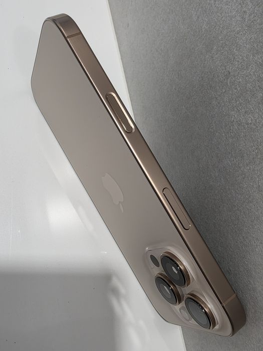 REZERWACJA Jak Nowy Apple iPhone 16 Pro 256GB Desert Titanum Komple