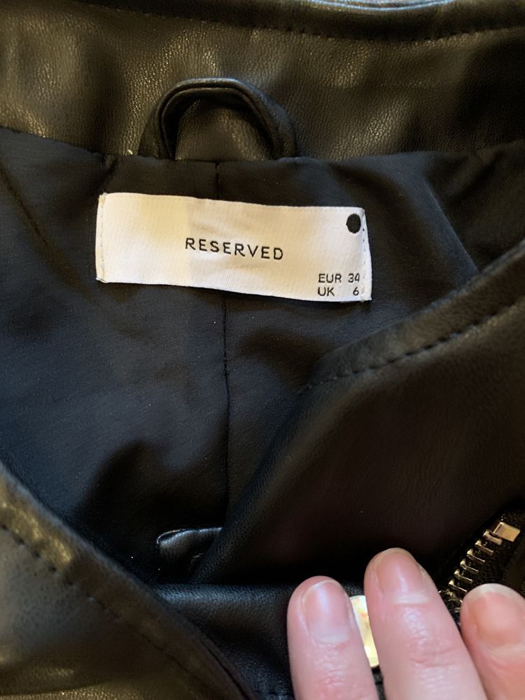 Косуха куртка reserved