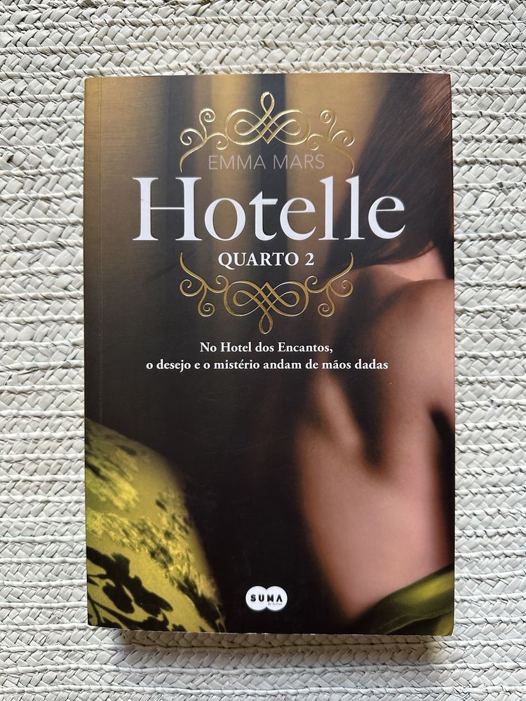 Livro “Hotelle - quarto 2”