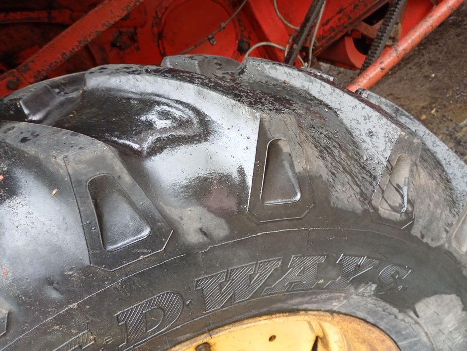 Комбайн Massey Ferguson 186комбайе