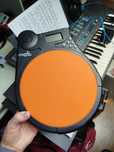 Drum pad z licznikiem uderzeń, mało używany