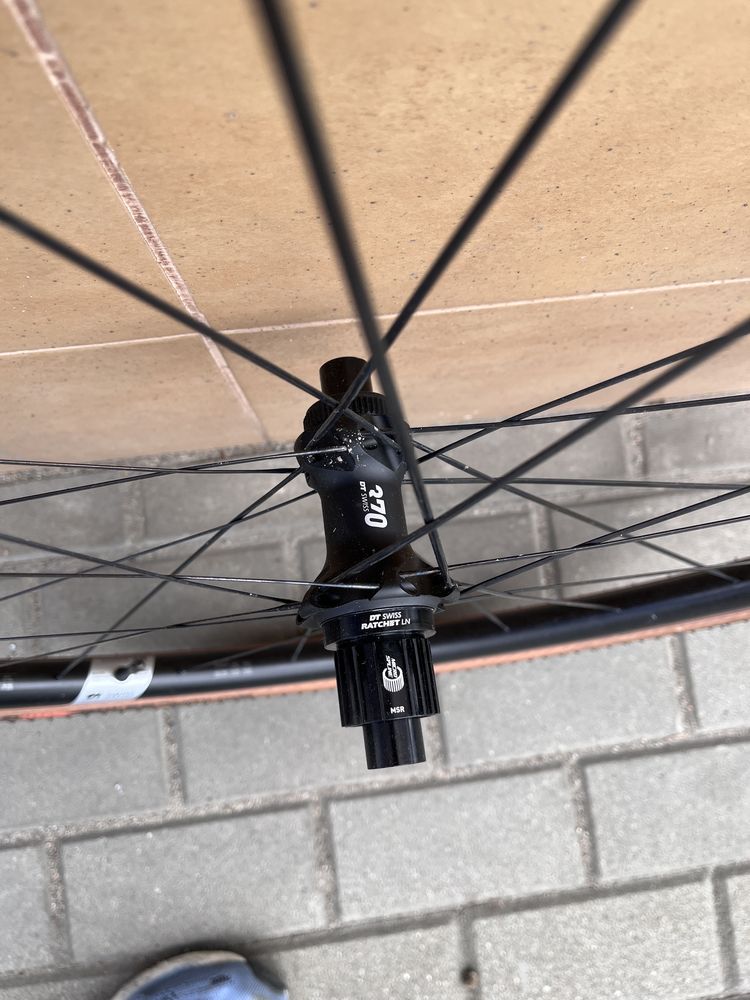 Koła DT Swiss G1800 Microspline + Schwalbe G-One