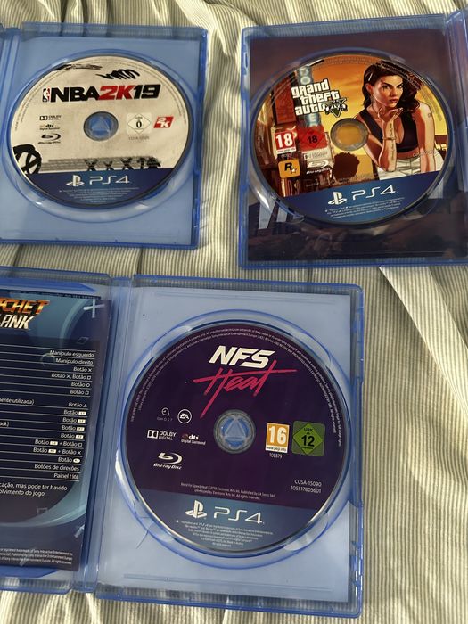 3 jogos Ps4 Usados