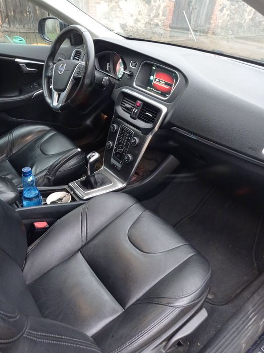 Sprzedam Volvo V40