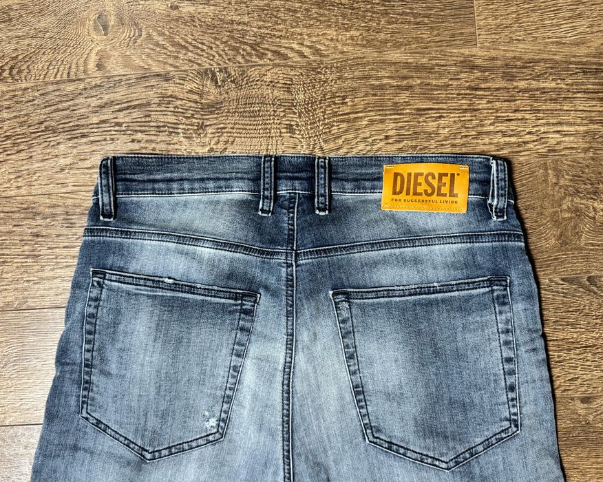 Джинсы джогеры Diesel ( Италия) .