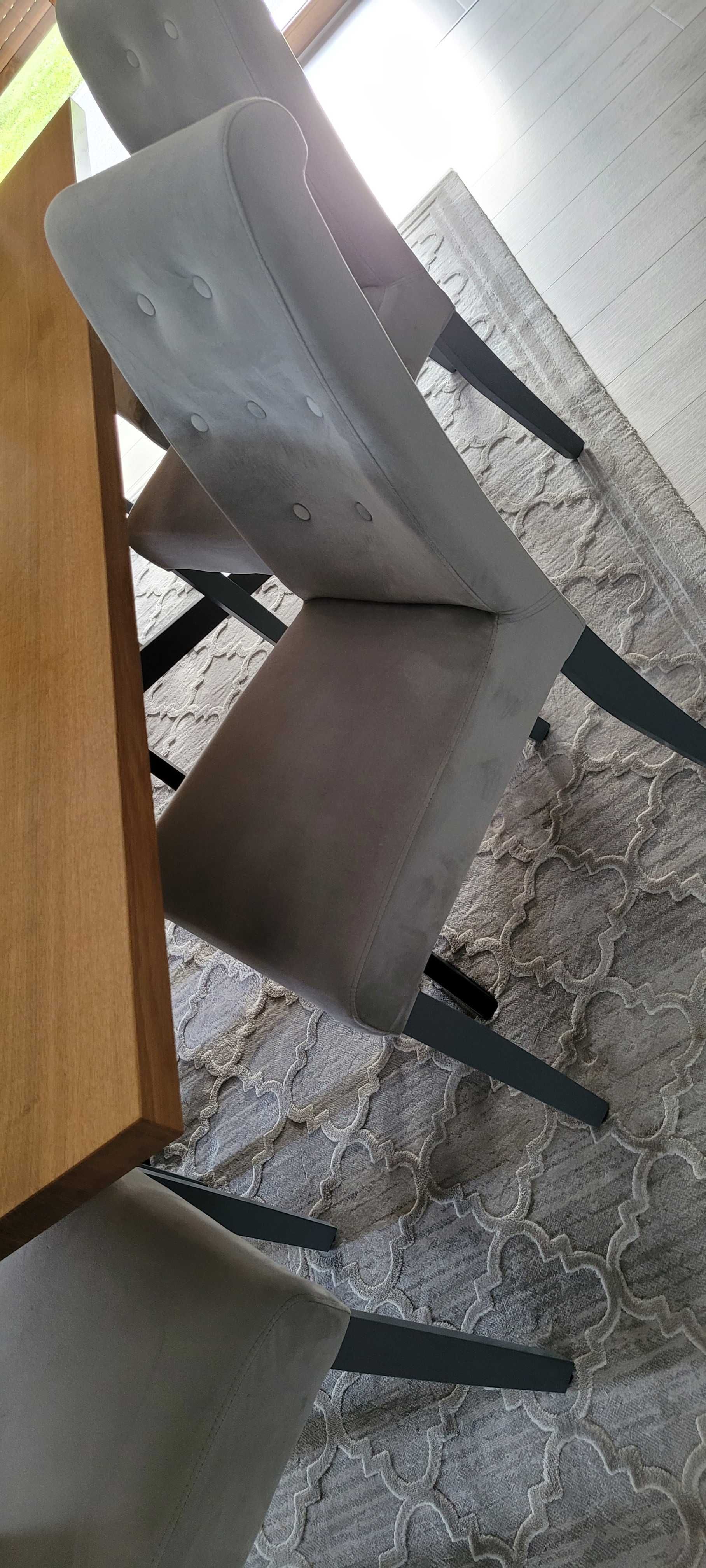 Krzesła do salonu