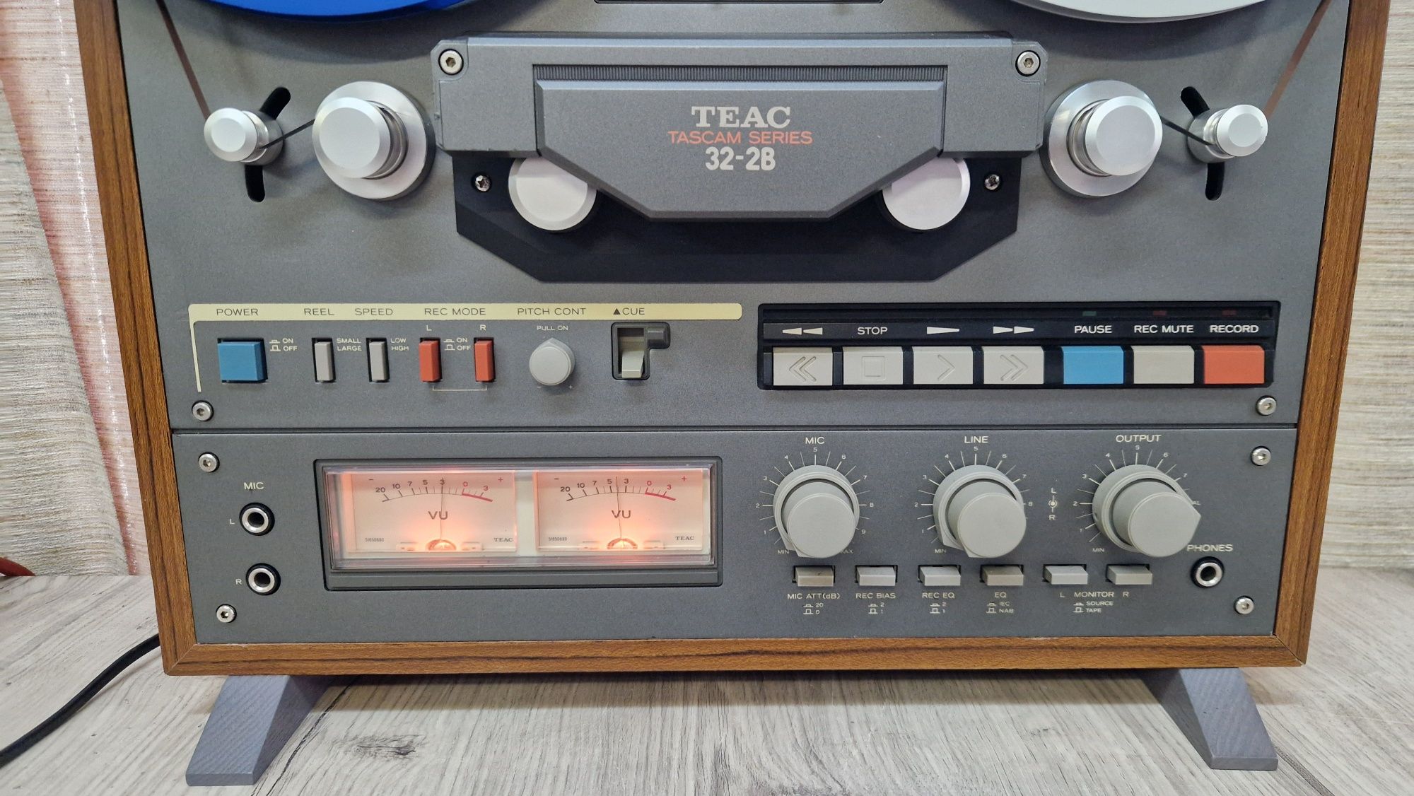 Бобінний магнітофон Teac 32-2B