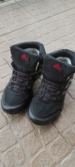 Кросівки термо високі,утеплені.