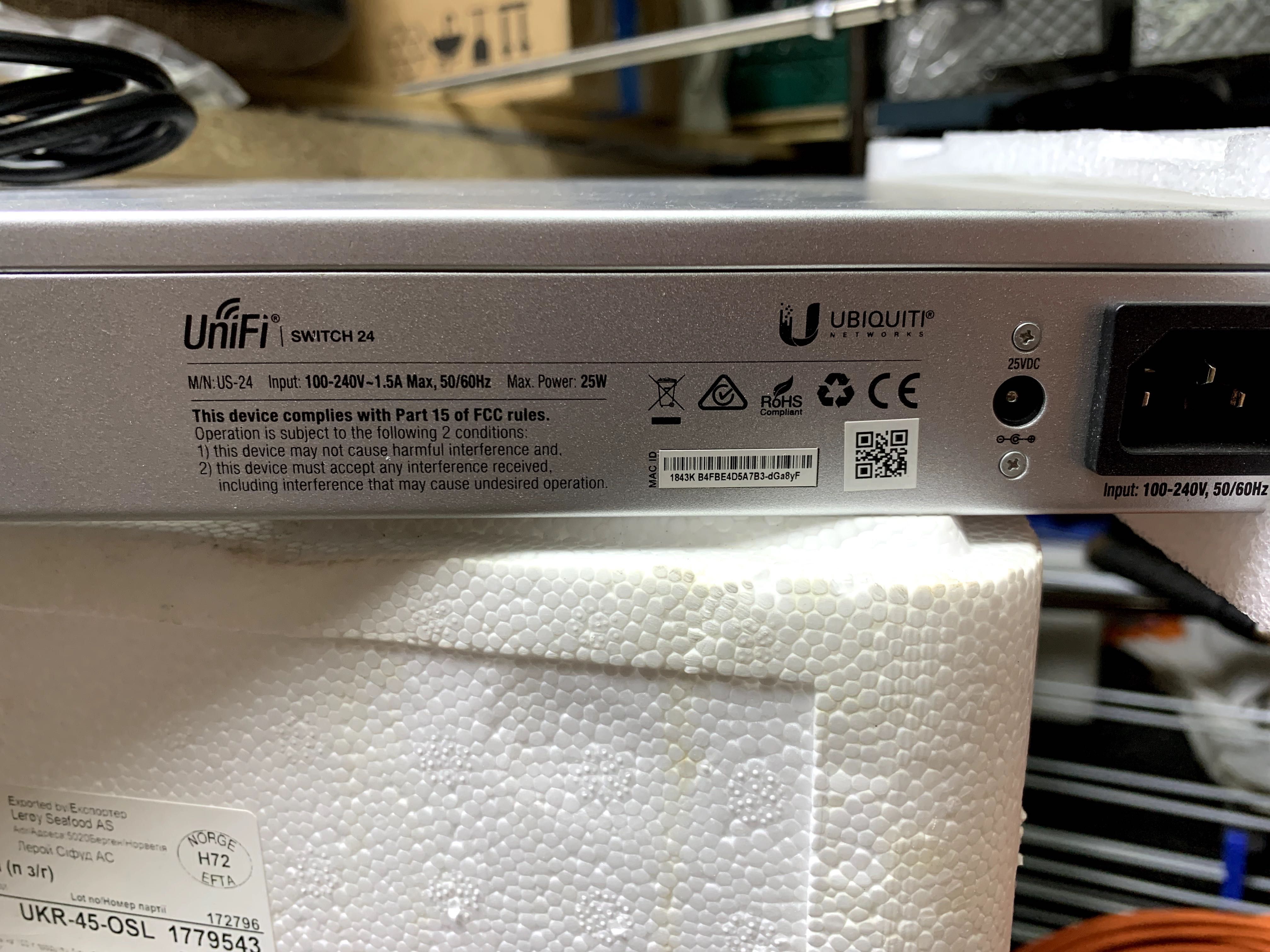 Комутатор свіч Ubiquiti UniFi Switch 24 (US-24)
