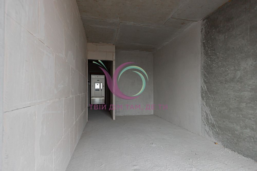 Продаж 1-кімнатної квартири в новобудові без ремонту, Франківський р-н