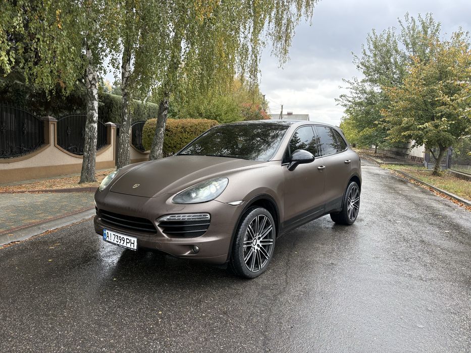 Porsche Cayenne 2010 год